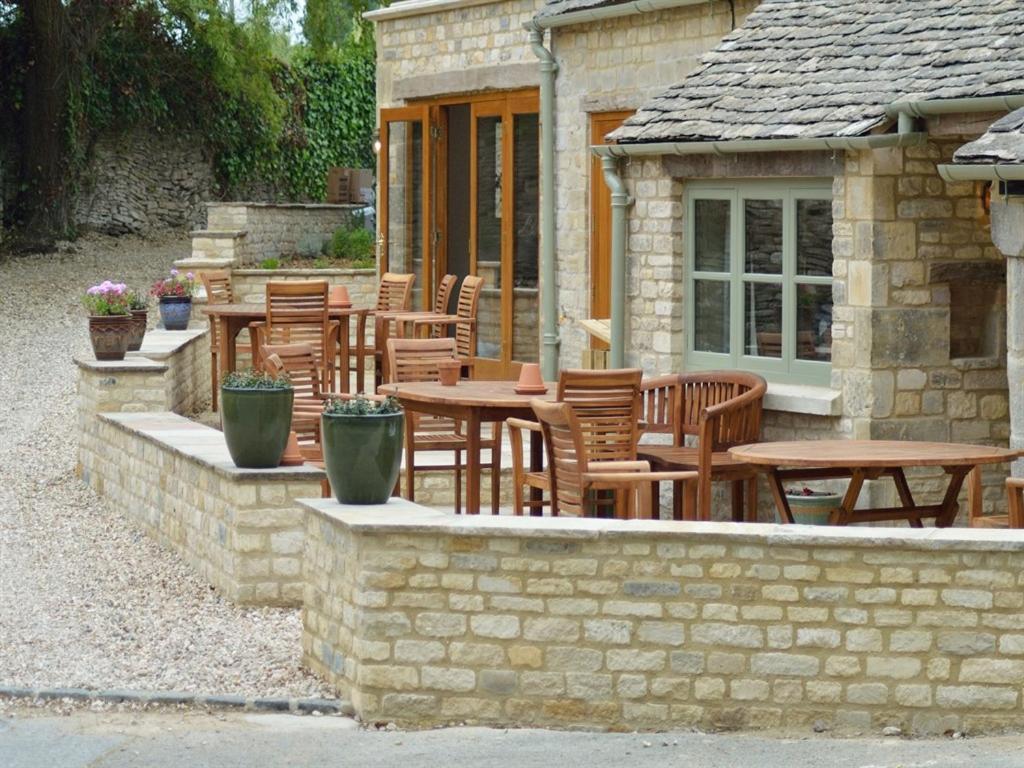 The Plough B&B Bourton-on-the-Water Bagian luar foto