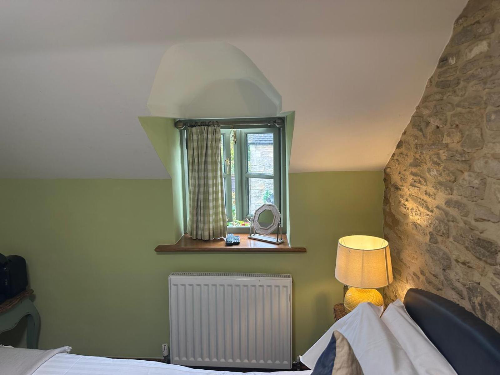 The Plough B&B Bourton-on-the-Water Ruang foto