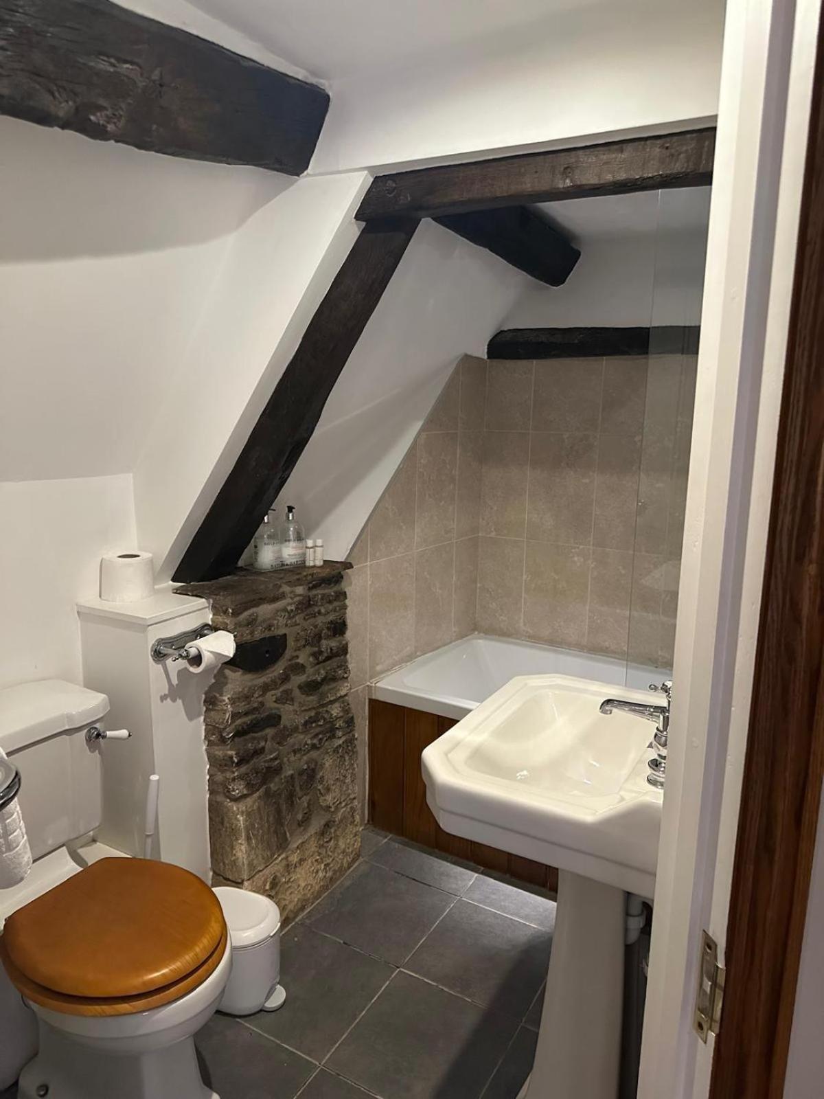 The Plough B&B Bourton-on-the-Water Ruang foto