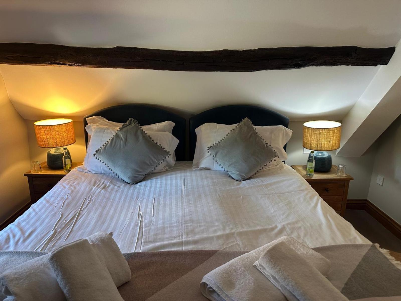 The Plough B&B Bourton-on-the-Water Ruang foto